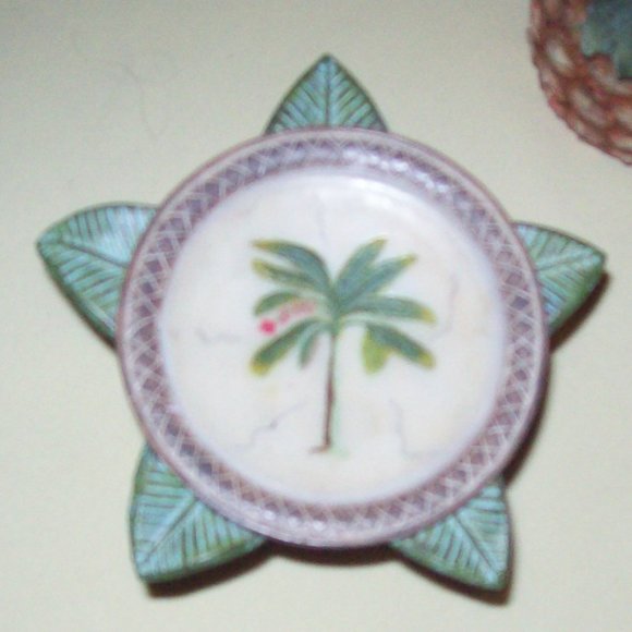 (*)~~~ PARADISE ~~~ Soap Dish ~ Brand New - Picture 2 of 2